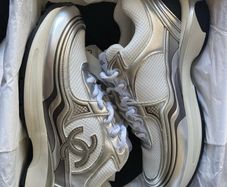 Chanel cc logo sneakers white and silver