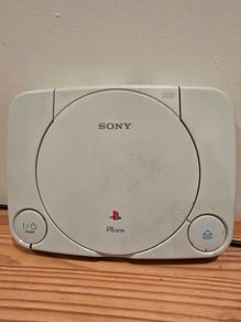 Sony PSone Console Bundle 2 Controllers Crash Team Racing