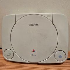 Sony PSone Console Bundle 2 Controllers Crash Team Racing