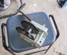 dutton hand winch