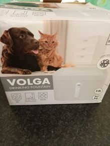 Pet drinking water fountain