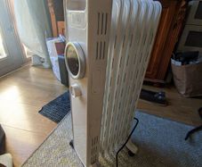 Blyss Electric Heater Oil-filled Plug-In