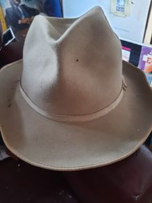 hat