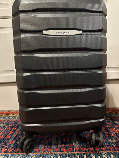 Samsonite hard shell cabin bag