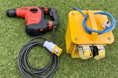 Hilti TE 30 Hammer Drill + 110V Transformer