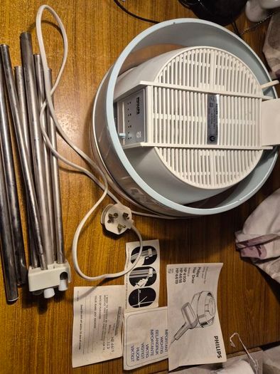 Unique Item: Vintage Philips HP 4618 Freestanding Hairdryer Hard Bonnet Made in Holland