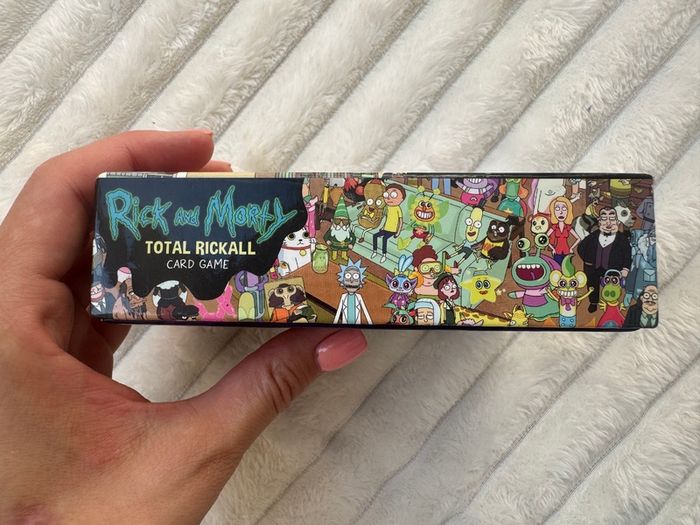 Rick and Morty Total Rickall Card Game 2-5 Players Cryptozoic new Please see pictures