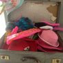 Party props vintage suitcase Image 3