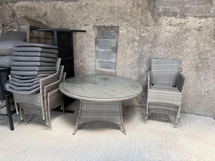 Garden table