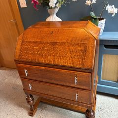 1920's Oak Bureau