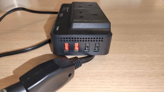200W Car Voltage Converter Inverter