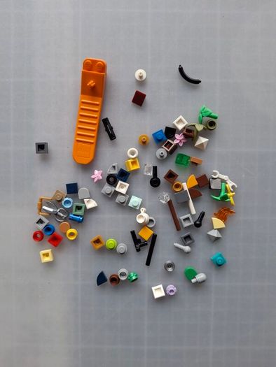 Lego Creator Expert Bookshop Set #10270