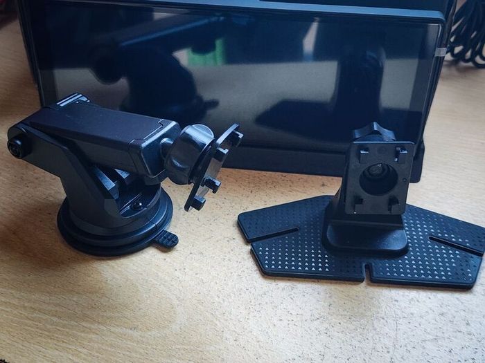 10 inch universal Carplay/Android Auto multimedia screen