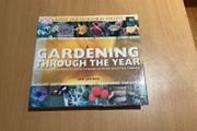 RHS Gardening Through The Year - Ian Spence