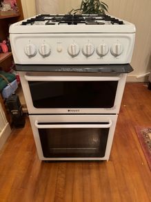 Hotpoint freestanding gas cooker