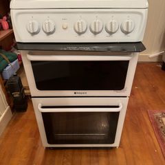 Hotpoint freestanding gas cooker