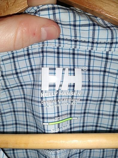 Helly Hansen shirt
