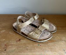 Girls Sparkly Gold Sandals