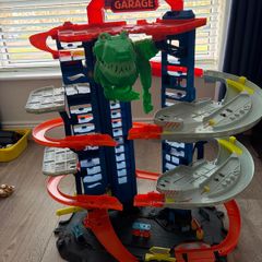 Hot Wheels Ultimate Garage