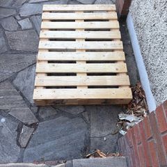 wooden palette