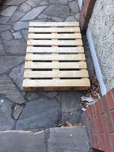wooden palette