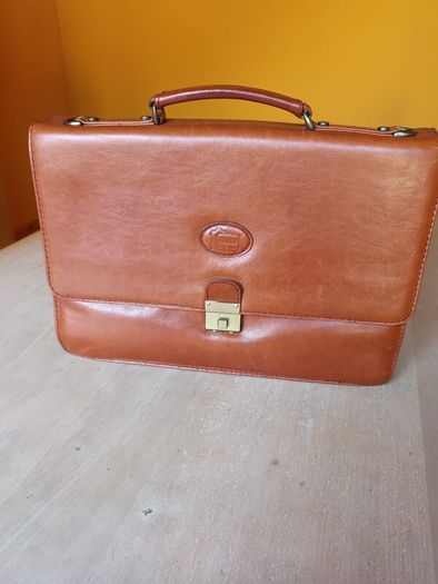Leather Briefcase (unisex)