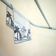 Vintage table runner and placemats