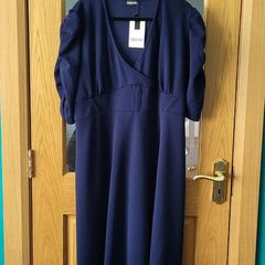 CurveWow navy dress, Size 30-32, BNWT