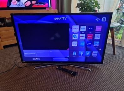 JVC 40" Smart tv Read description