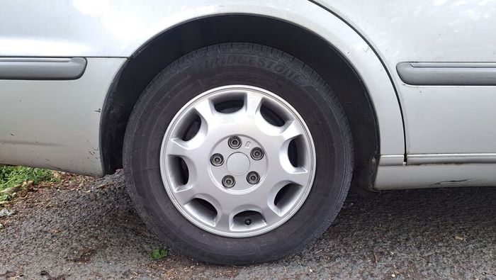 2002 Toyota Progres