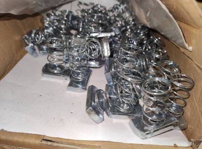 nuts around over 100 nuts