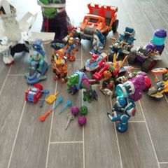 Huge Planet Heroes Toy Bundle