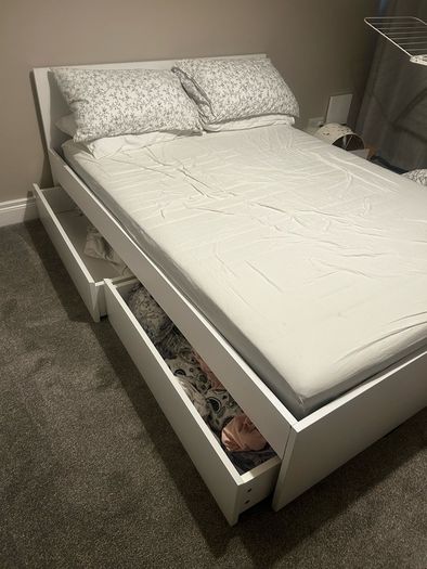 Double bed