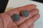 cufflinks
