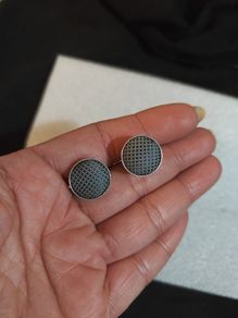 cufflinks