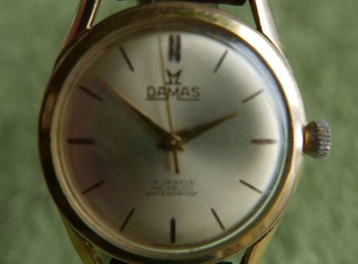 Vintage Damas Gold Plate 21 Jewel Men Watch hand winder - works well