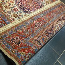 Huge P.ersian Medallion Rug 3.55m x 2.55m (MED)