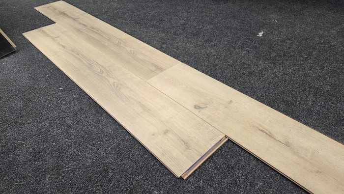 Shannon Beige 12mm Click Laminate Flooring - 1.9m2 Box