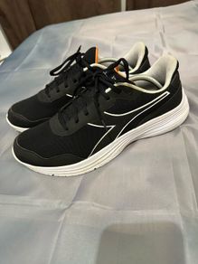 Diadora trainers