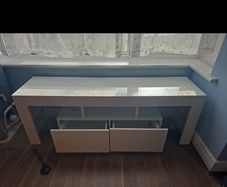 tv cabinet