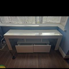 tv cabinet