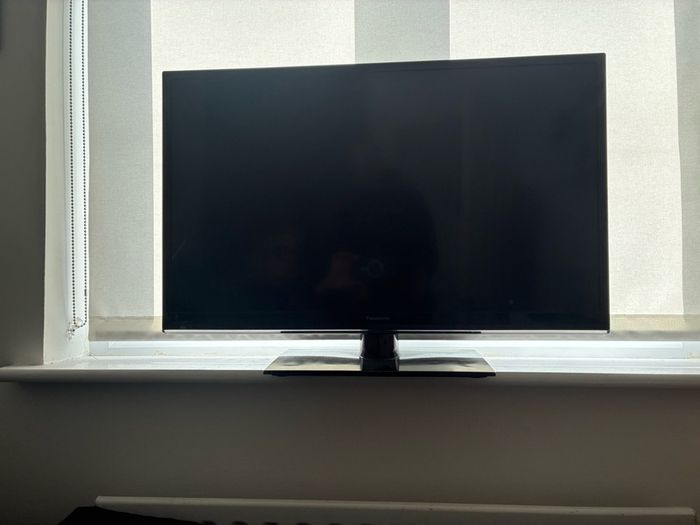 32" Panasonic HD TV