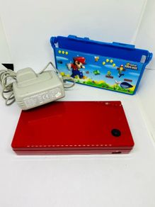 Red Nintendo DSi