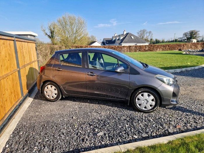 Toyota Yaris Luna 1.4 D4d (cheap To Run-65mpg)