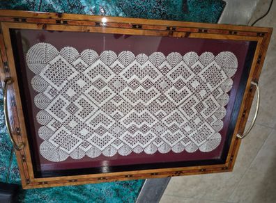 Serving tray
