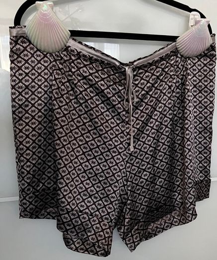 Bundle of Pyjama Shorts Size XL