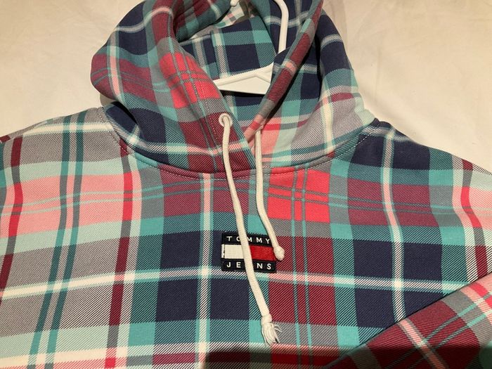 Tommy Jeans logo crop hoodie in tartan medium M SOLD OUT