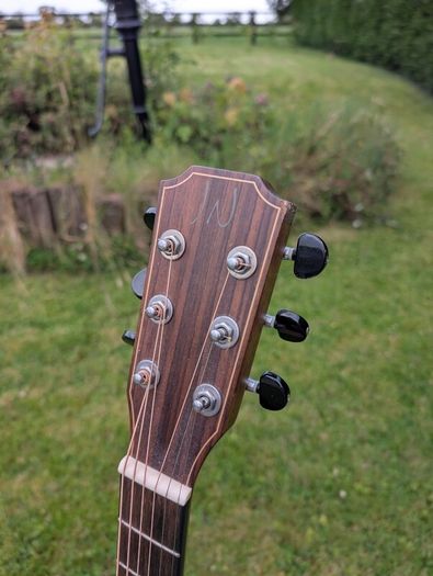 J.N DEV-DCFI Electro-Acoustic Guitar
