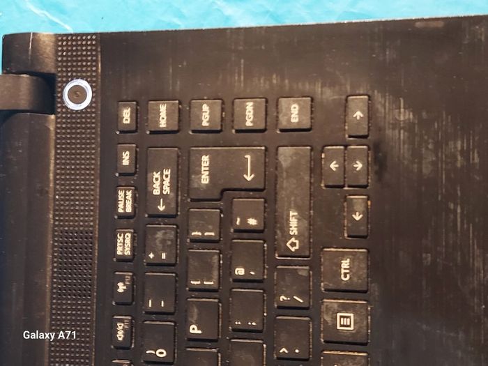 Toshiba Satellite C40-c-10Q, Intel Celeron CPU N3050, 1.6GHz, 2GB Ram, 32GB HDD, Windows 10, Microsoft Edge, Chrome and VLC