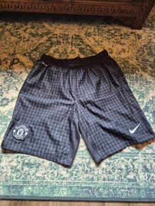 Man United shorts large